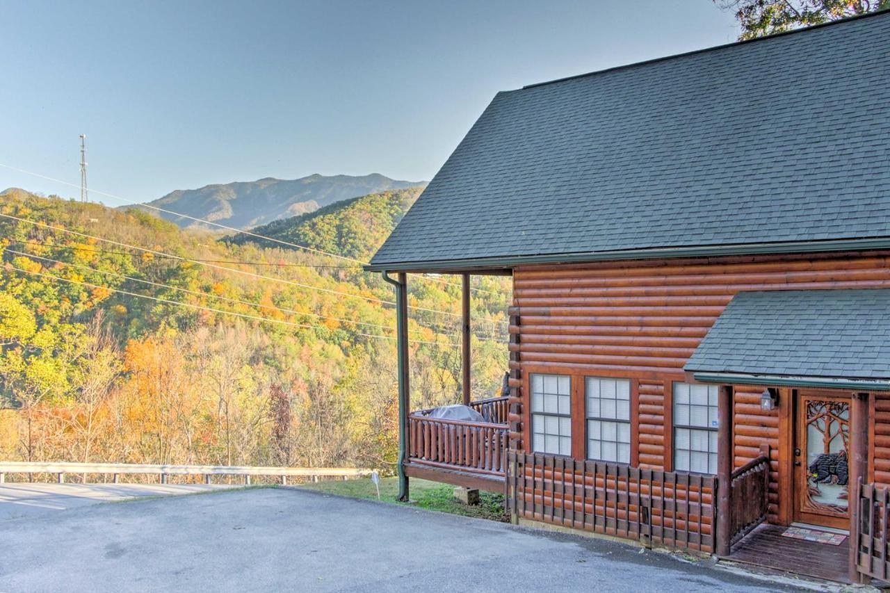 Expansive Gatlinburg Cabin Hot Tub, Deck And Grill! エクステリア 写真